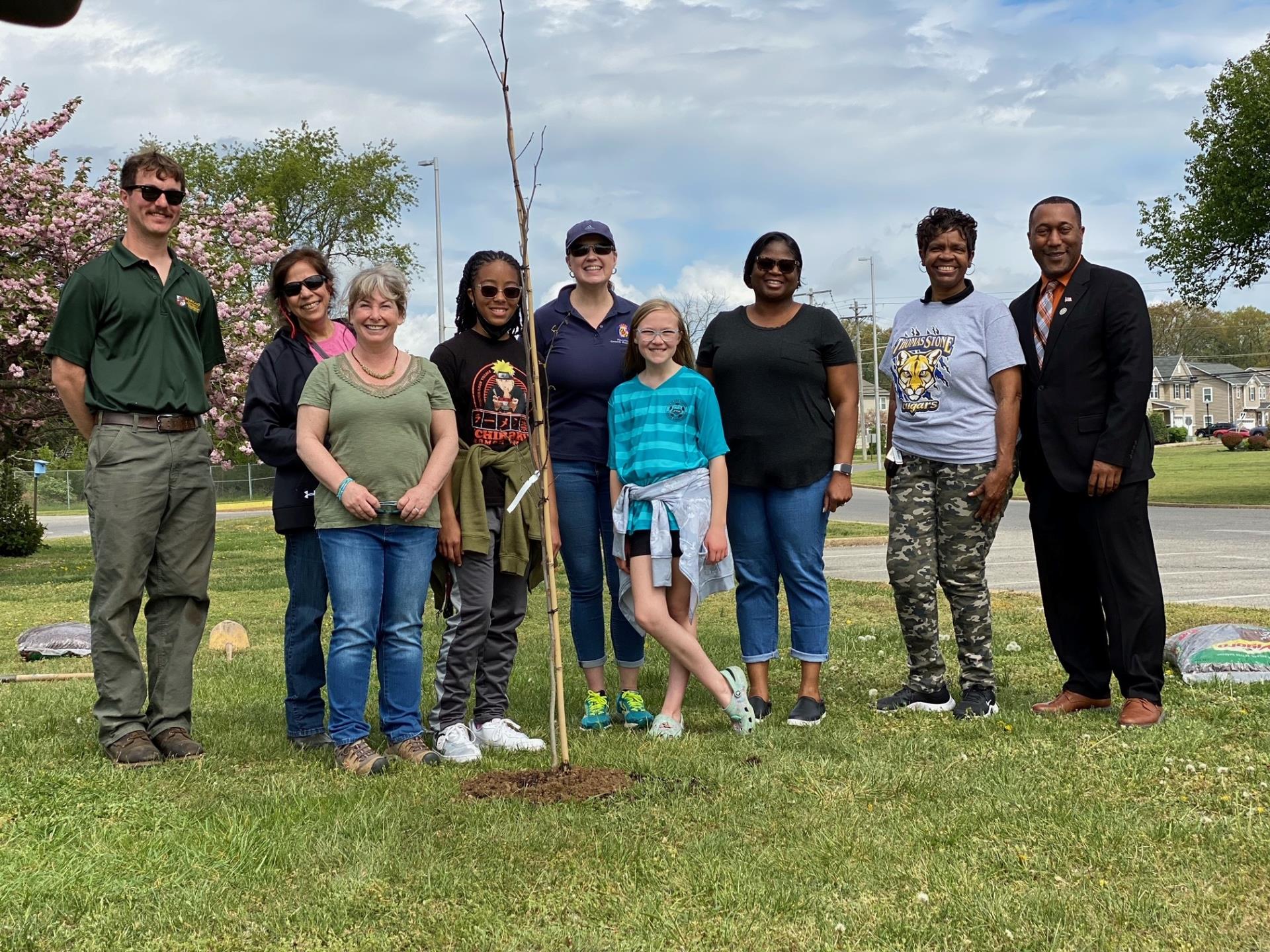 4.15.23 Tree Planting Group 2