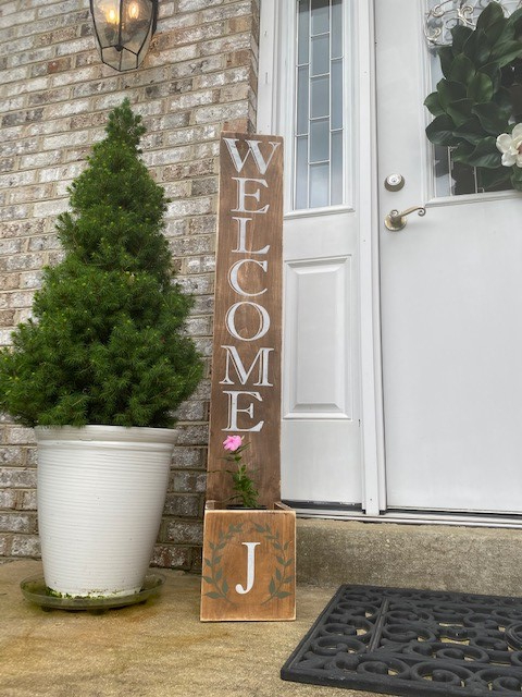 welcome sign