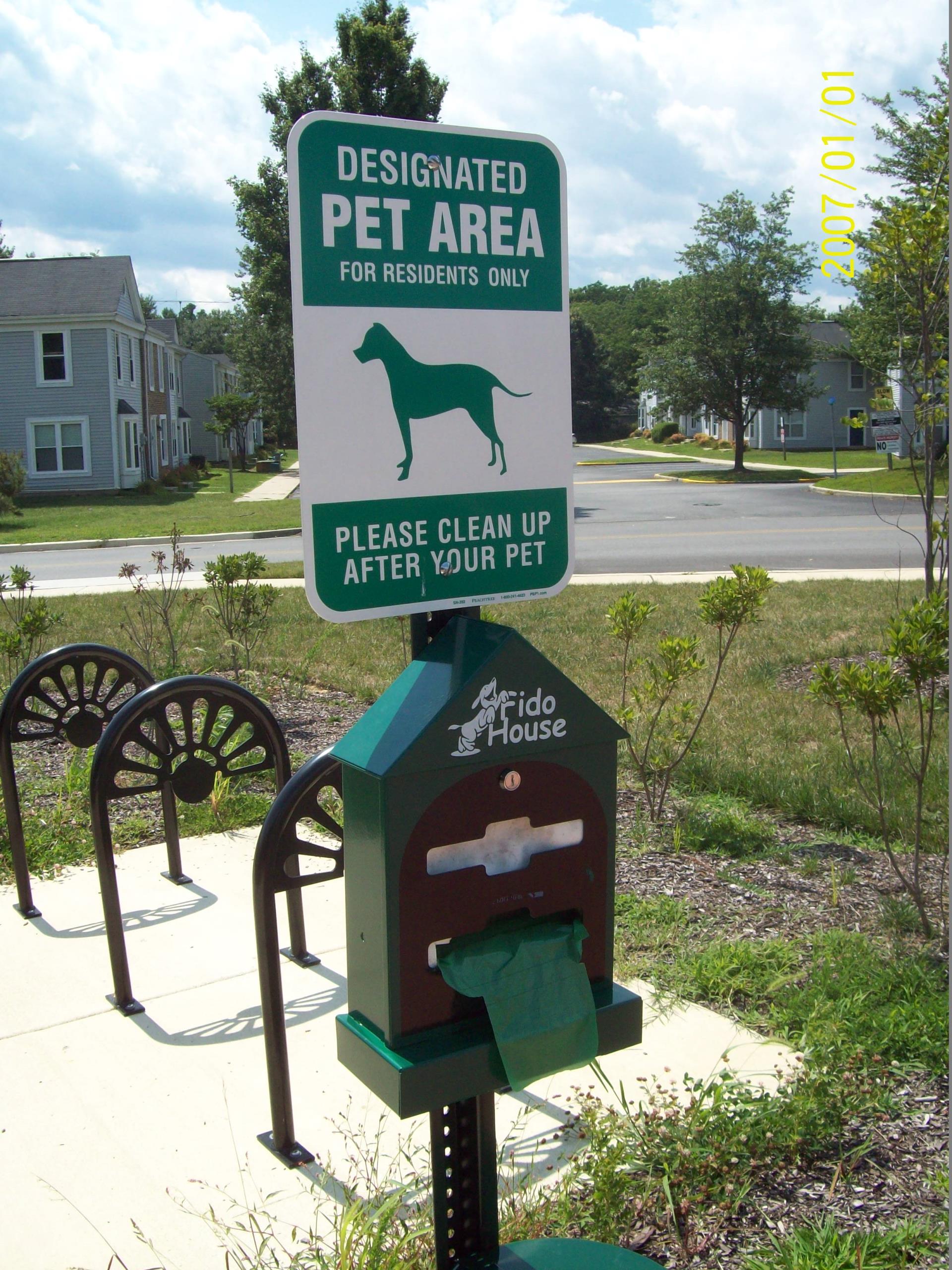 Pet Waste Disposal Image